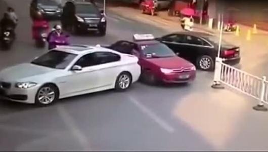 交通意外險(xiǎn)、第三方責(zé)任險(xiǎn)和交強(qiáng)險(xiǎn)有什么區(qū)別