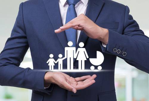 60歲以上老人買什么保險(xiǎn)好？一文搞定！